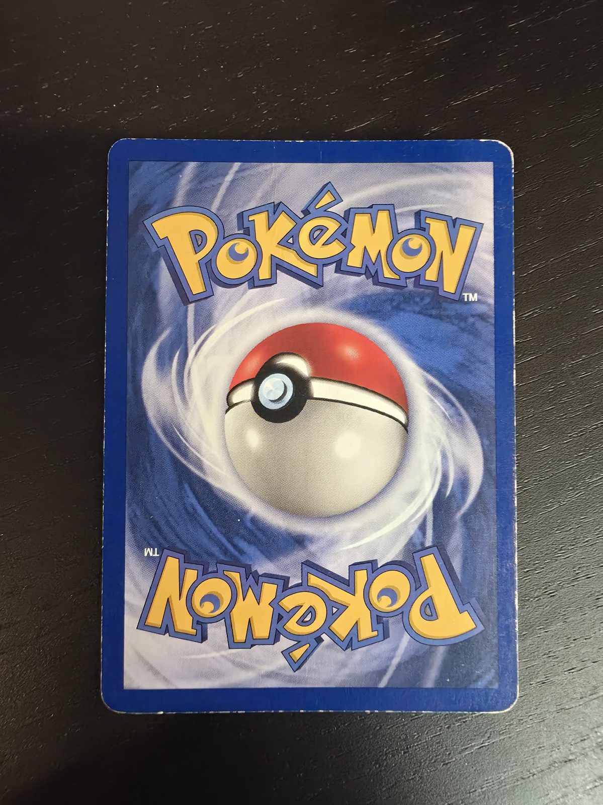Charizard back top edge whitening close-up