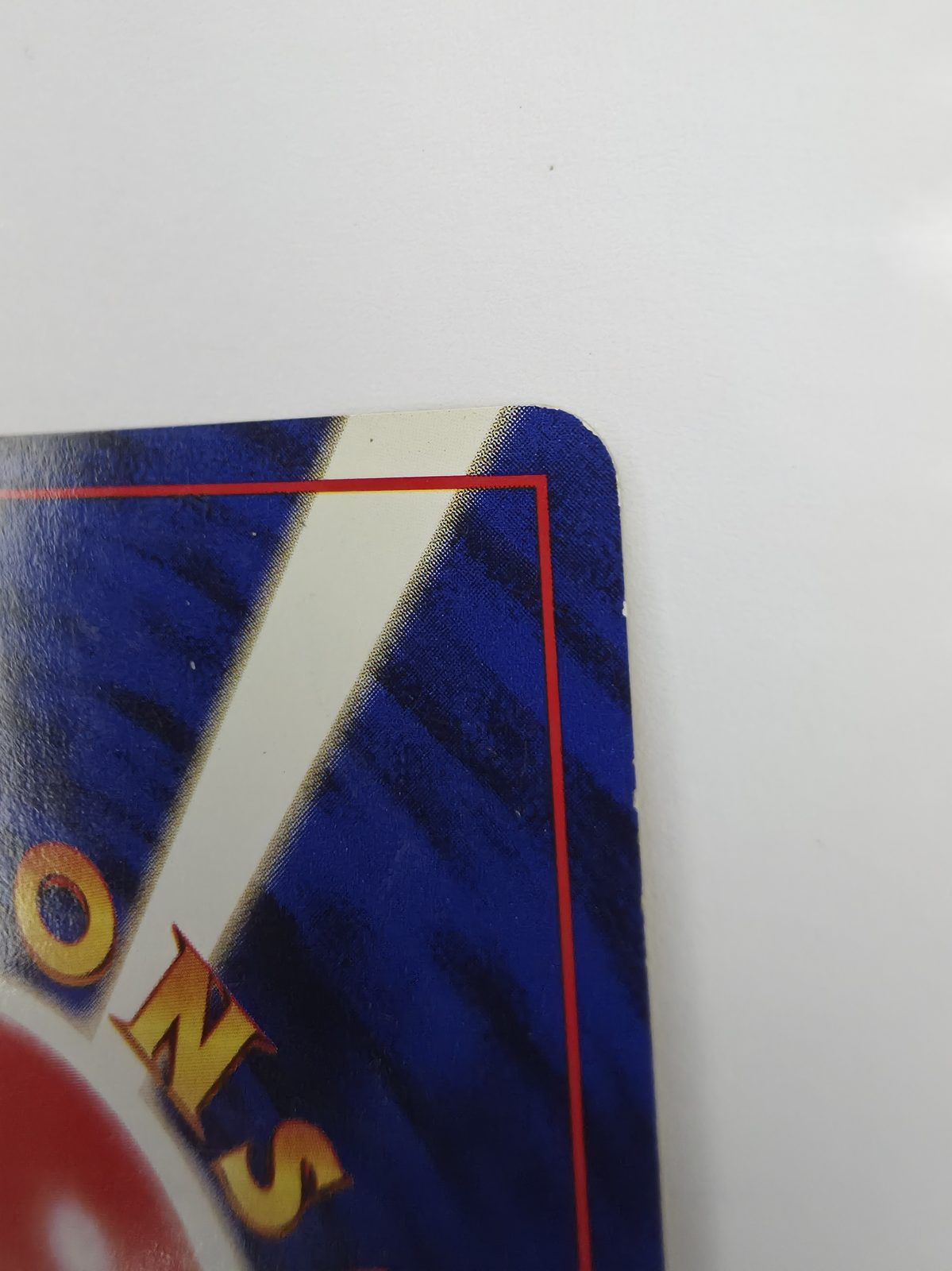 Giovanni's Persian back corner whitening close-up